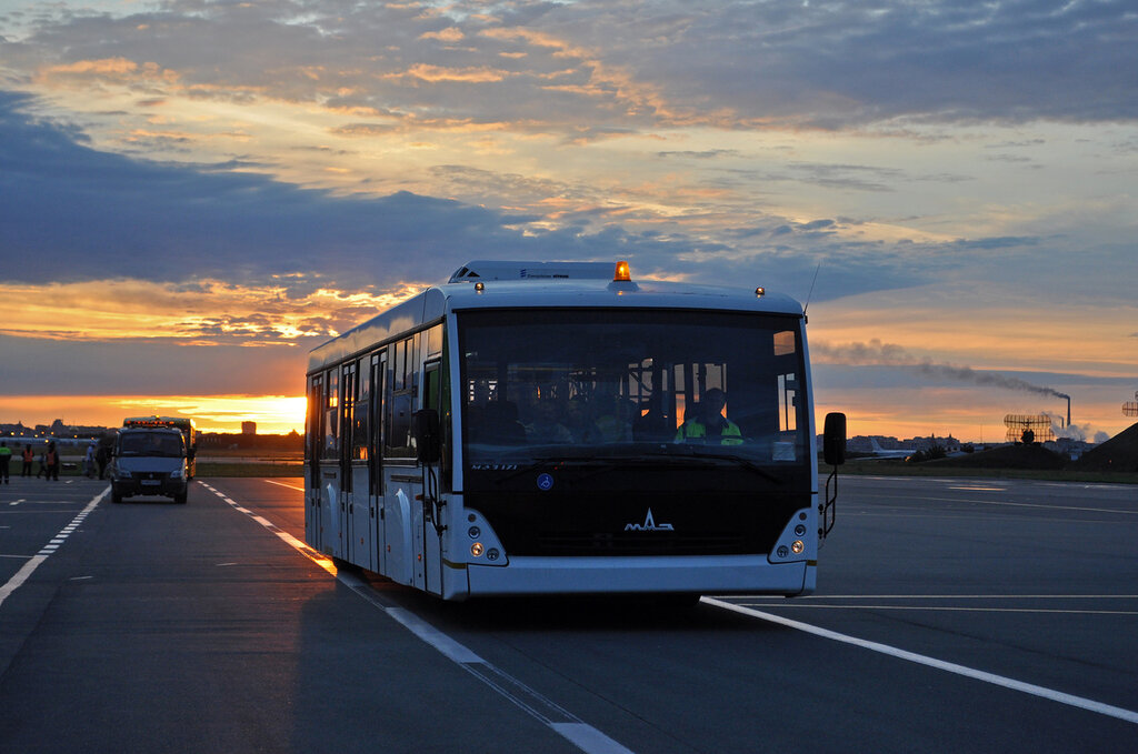 Аэродромный автобус маз